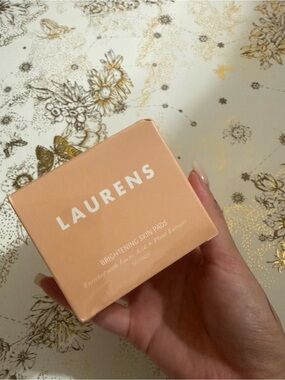 Laurens Brightening Skin Pads — Peach Tone